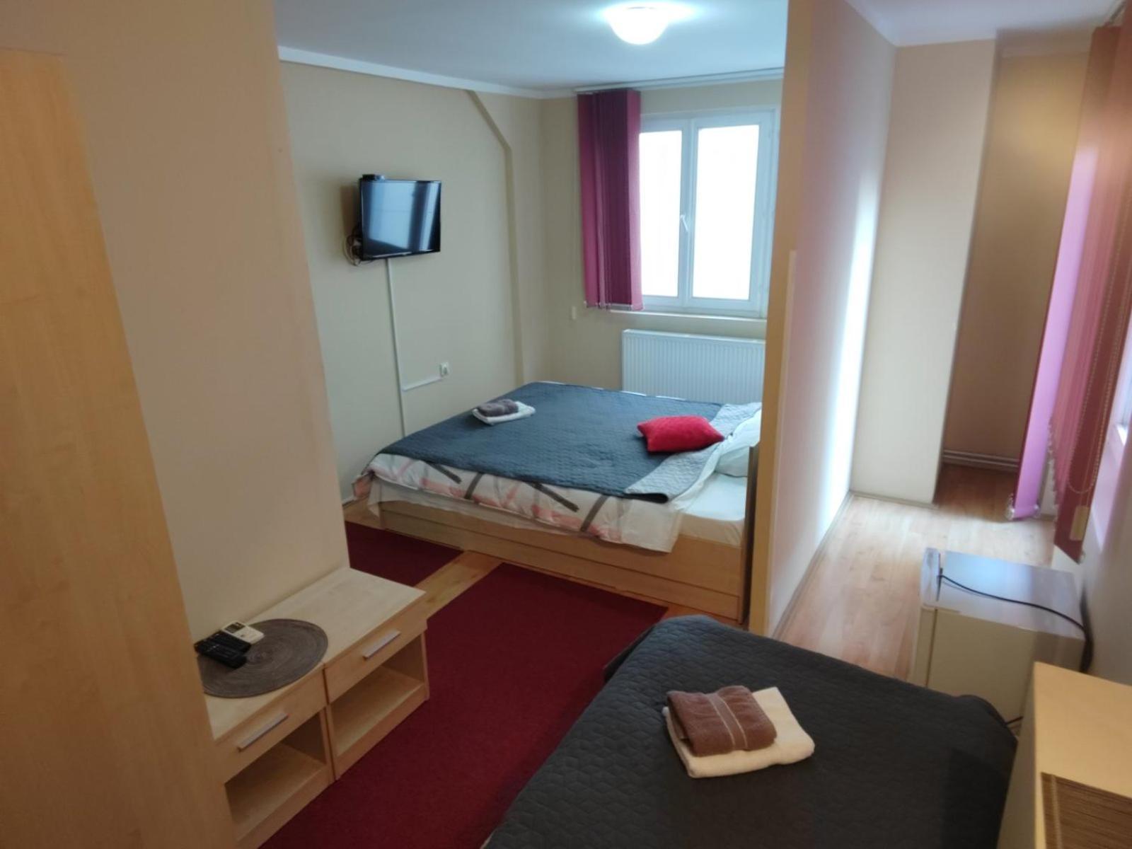 Bed And Breakfast Majesty Nis Luaran gambar