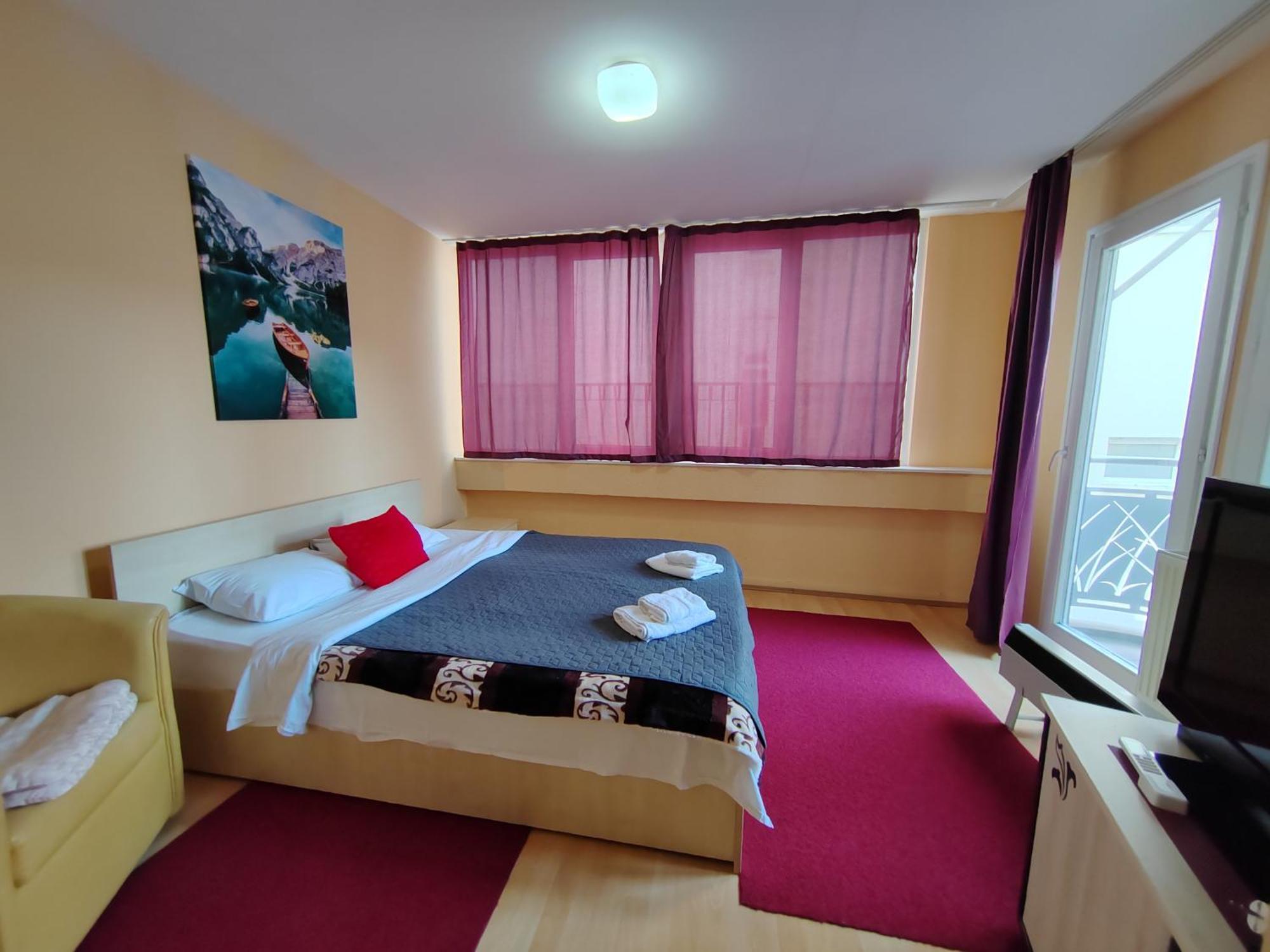 Bed And Breakfast Majesty Nis Bilik gambar