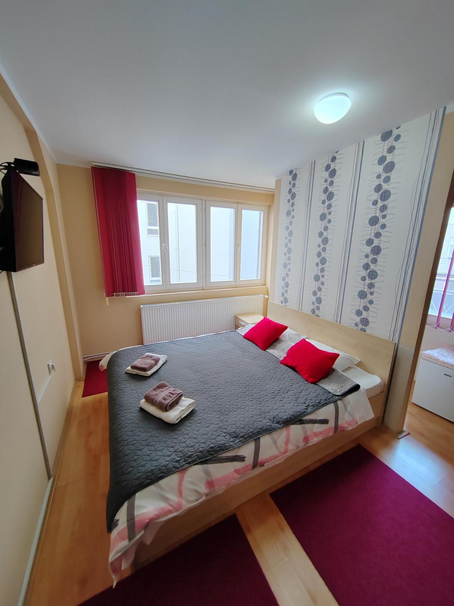 Bed And Breakfast Majesty Nis Luaran gambar