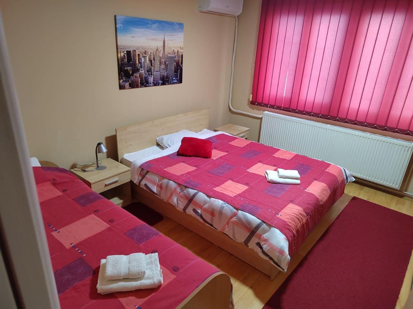 Bed And Breakfast Majesty Nis Luaran gambar