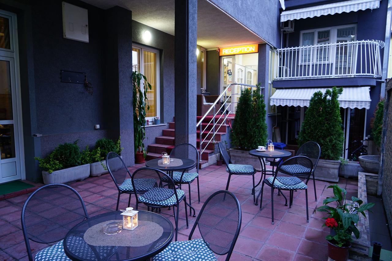 Bed And Breakfast Majesty Nis Luaran gambar